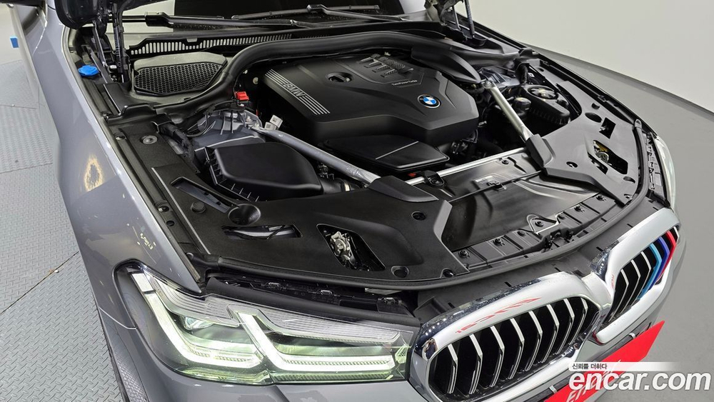 BMW 5 Series (G30) 520i M Sports (12.2022)