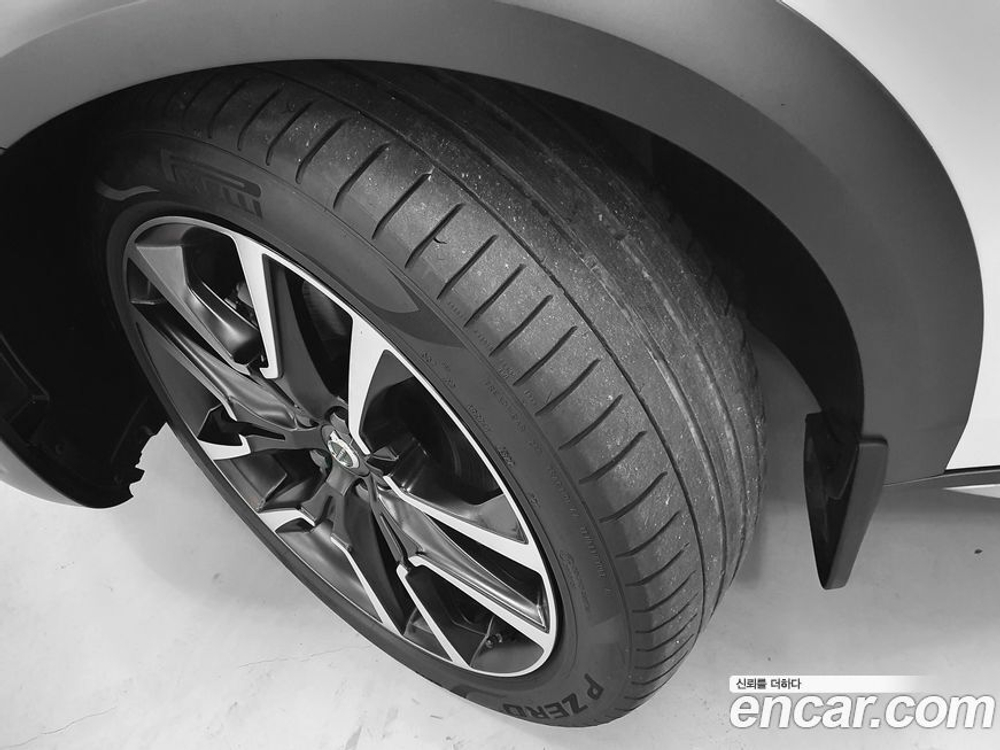 Volvo V90 Cross Country B6 Ultimate AWD (11.2022)