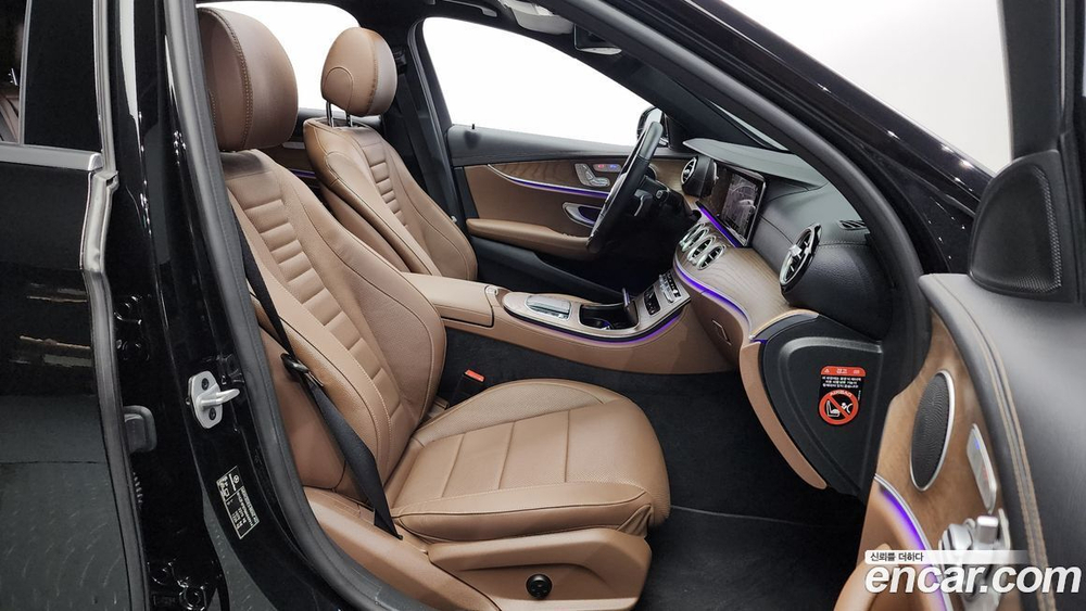 Mercedes-Benz E-Class W213 E250 Exclusive (04.2021)