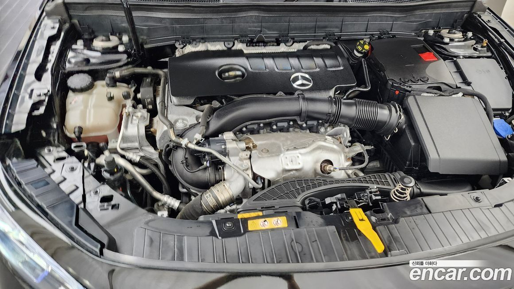 Mercedes-Benz GLB-Class X247 GLB250 4MATIC (03.2022)