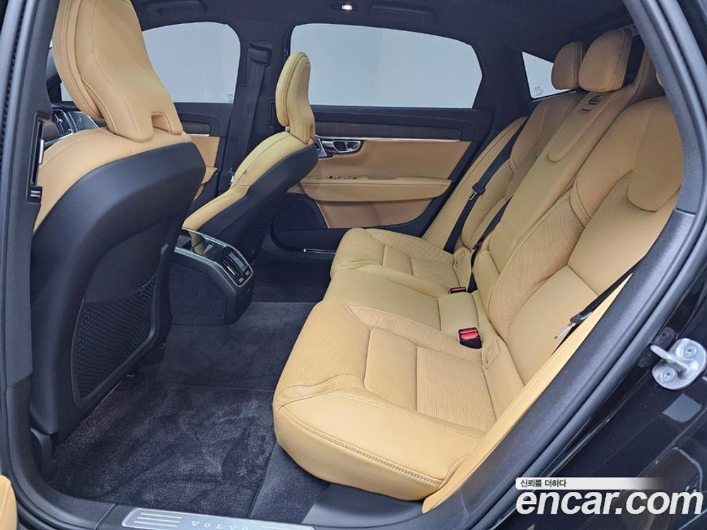 Volvo S90 B5 Ultimate Bright (11.2022)