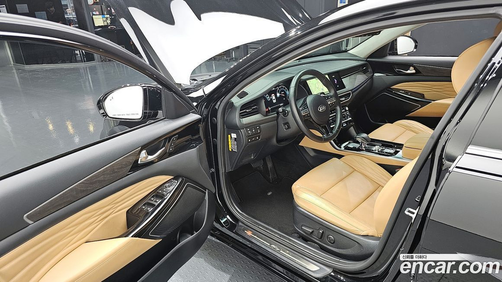 Kia K7 (Cadenza) Premier 2.5 GDI X Editions (03.2020)
