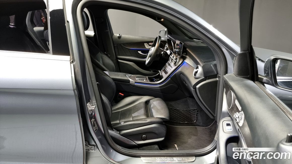 Mercedes-Benz GLC-Class X253 GLC300 4MATIC Coupe (02.2020)
