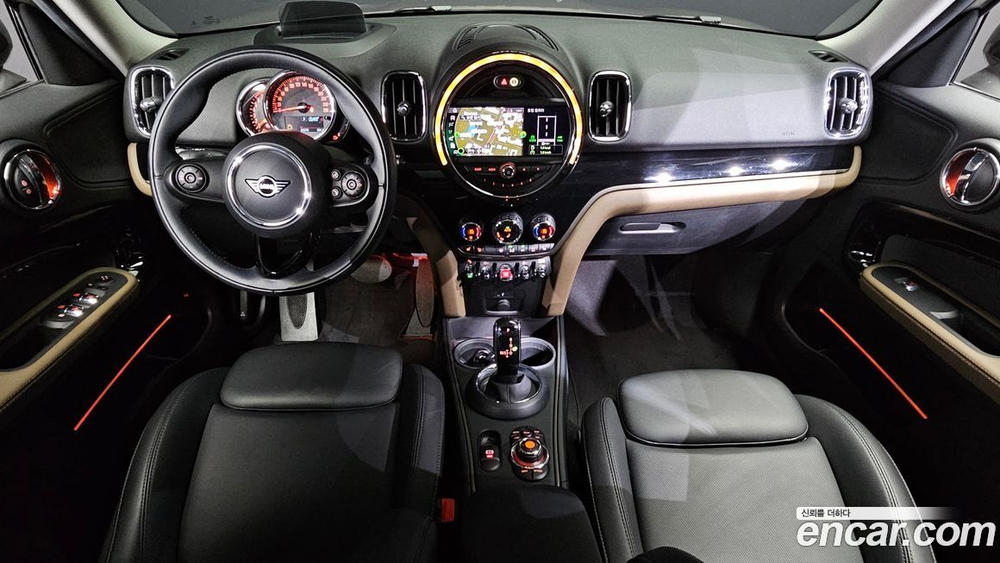 Mini Cooper Countryman HIGH (02.2020)