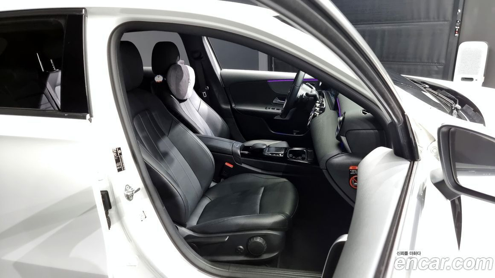 Mercedes-Benz A-Class W177 A220 Hatchback (09.2022)