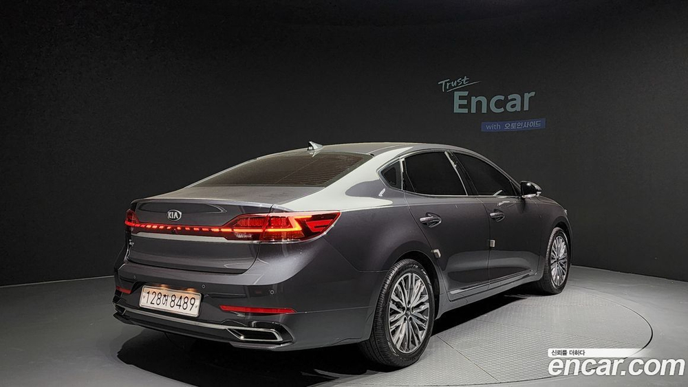 Kia K7 (Cadenza) Premier 2.5 GDI Noblesse (05.2020)