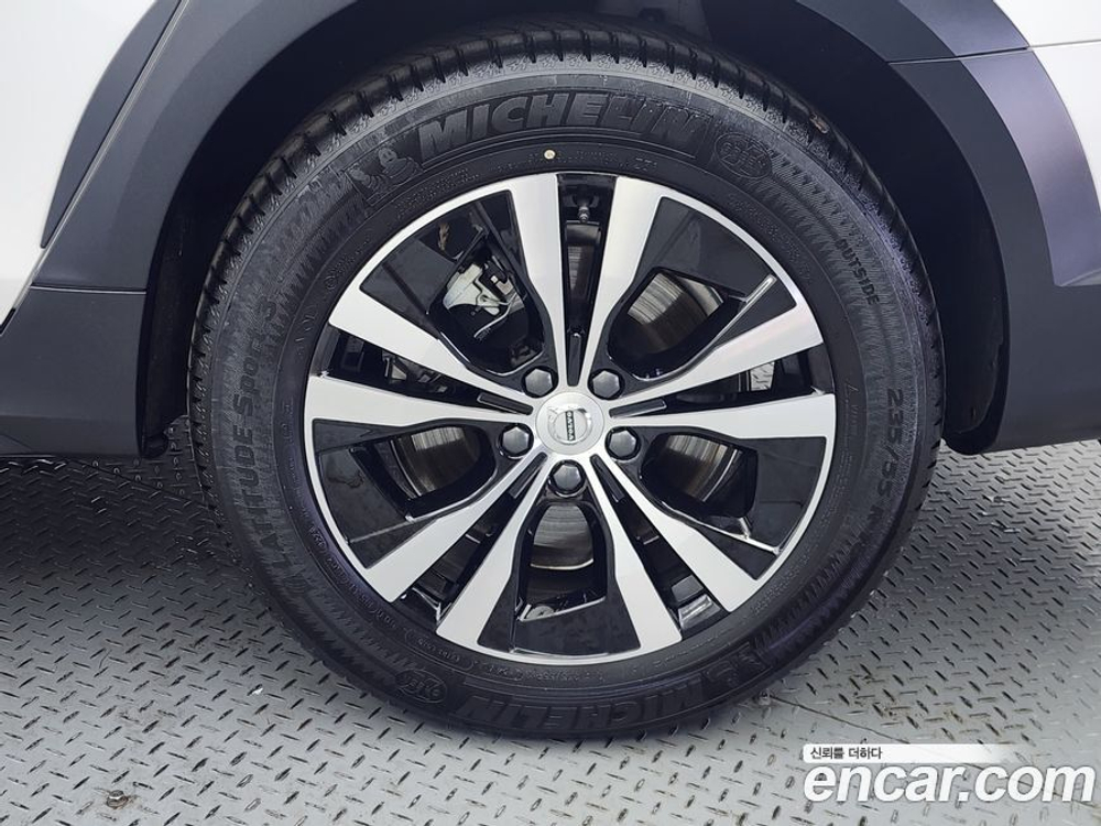 Volvo V90 Cross Country B5 Plus AWD (11.2023)