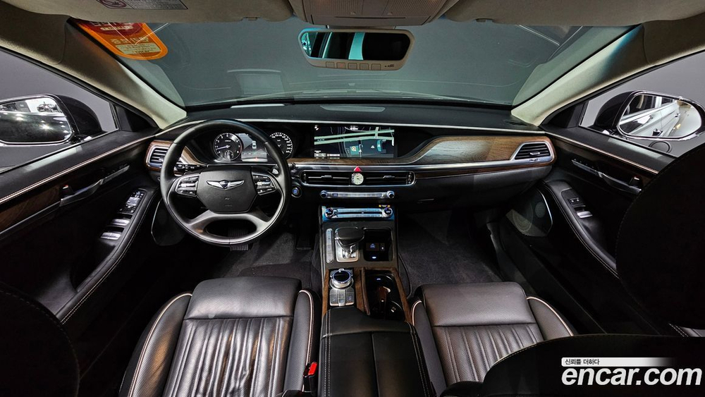 Genesis G90 5.0 AWD (01.2020)