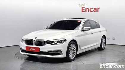 BMW 5 Series (G30) 520i Luxury (09.2019)