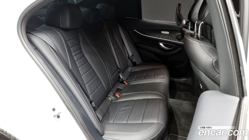 Mercedes-Benz E-Class W213 E250 AMG Line (08.2023)
