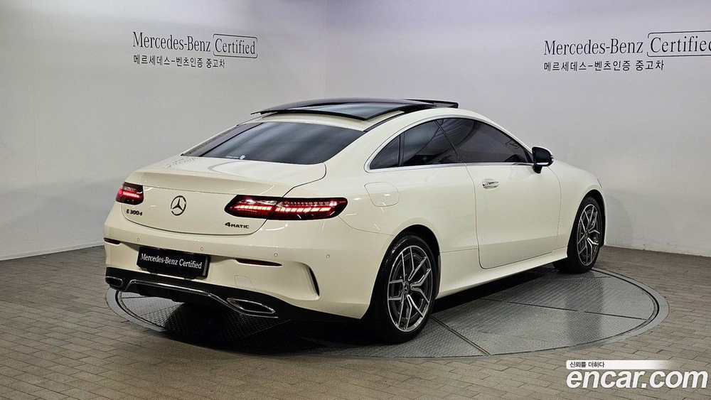 Mercedes-Benz E-Class W213 E300d 4MATIC Coupe (07.2022)