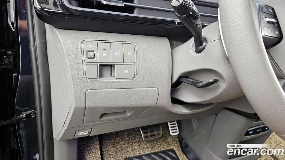 Hyundai Staria HEV 1.6 Lounge 7-и местный (04.2024)