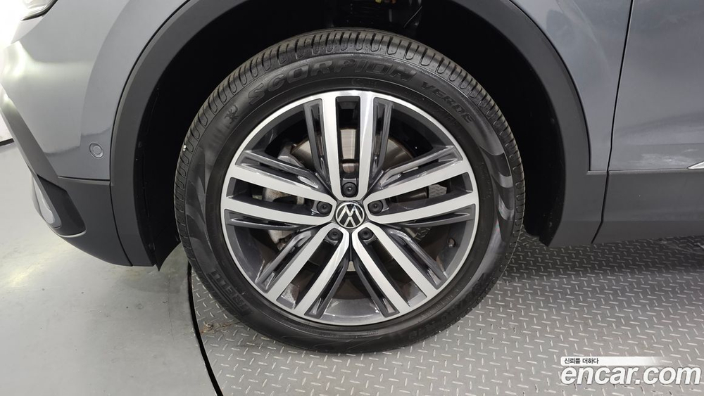 Volkswagen Tiguan Allspace 2.0 TSI Prestige (05.2023)