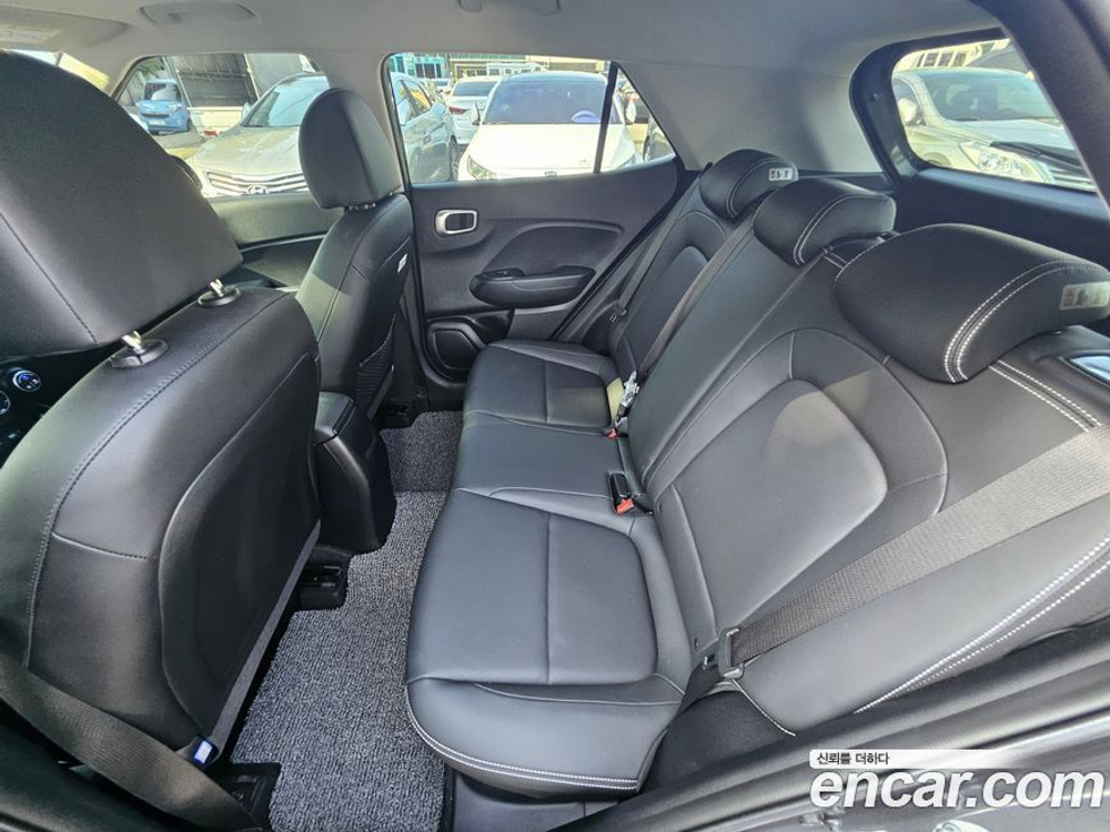 Hyundai Venue 1.6 Modern Plus (11.2021)