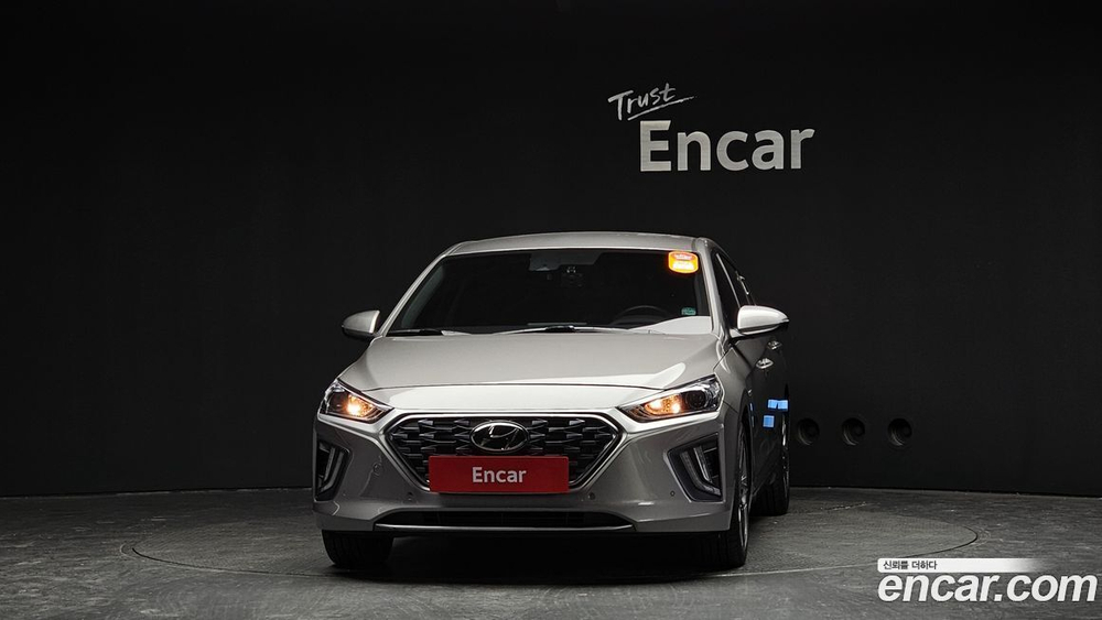 Hyundai The New Ionic Hybrid 1.6 HEV (04.2020)