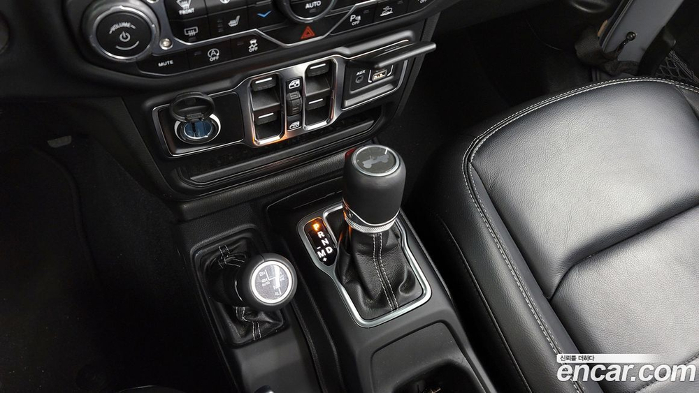 Jeep Wrangler (JL) 2.0 Overland Power Top 4 двери (06.2023)