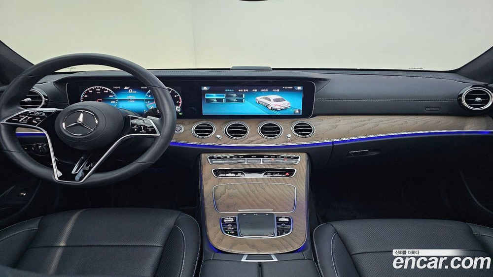 Mercedes-Benz E-Class W213 E250 Exclusive (04.2022)