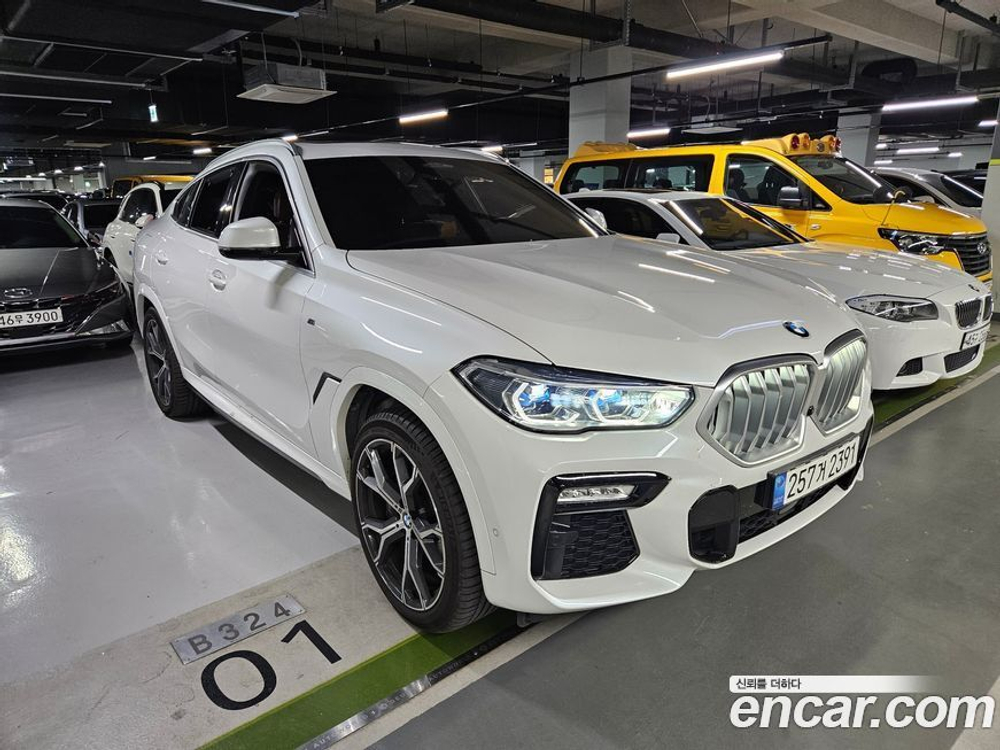 BMW X6 (G06) xDrive40i M Sports (08.2021)