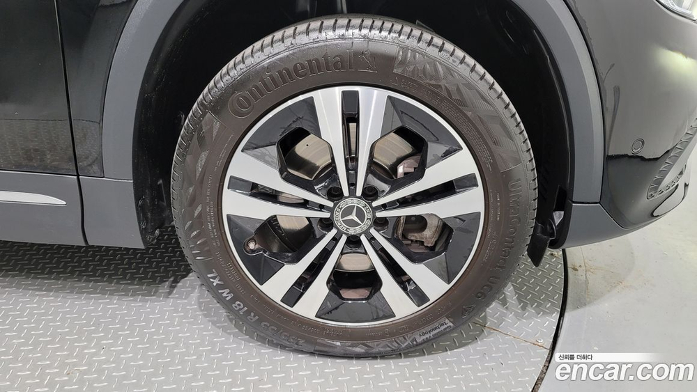 Mercedes-Benz GLA-Class H247 GLA220 (11.2021)