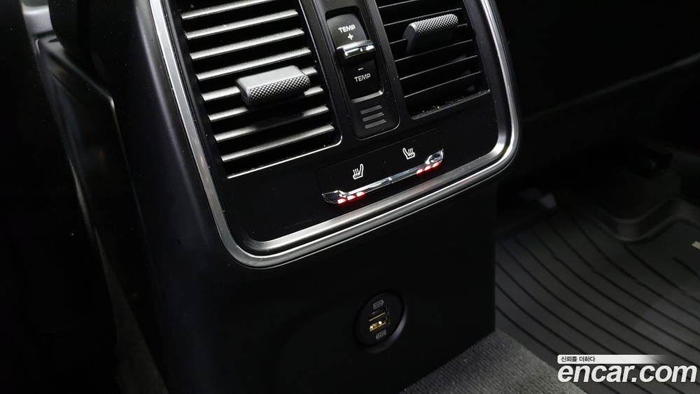 Porsche Macan 2.0 (12.2019)