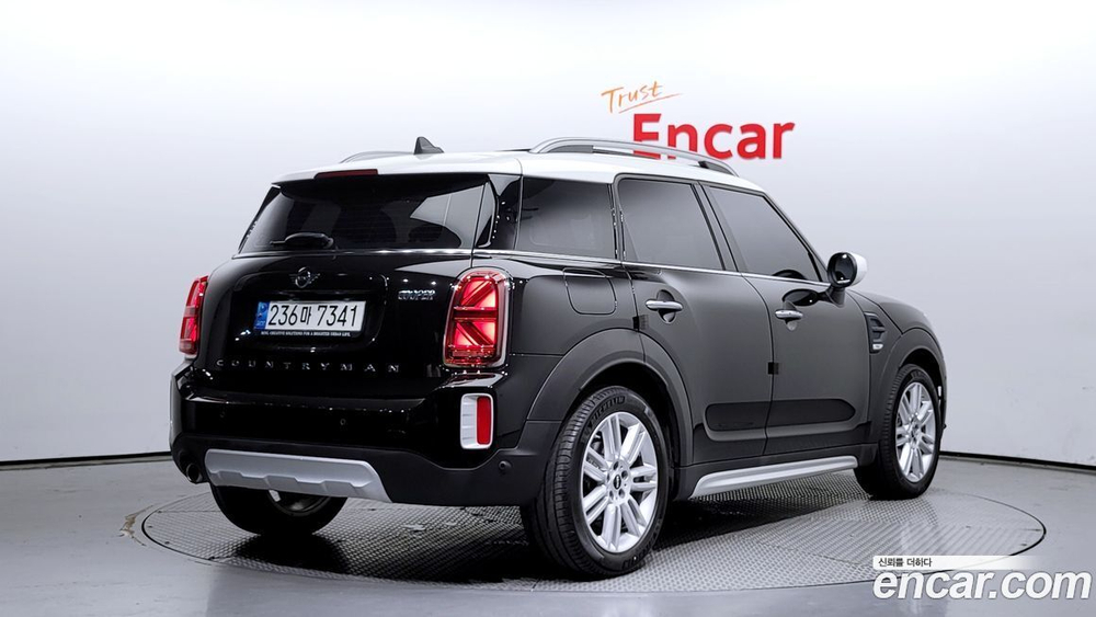 Mini Cooper Countryman HIGH (03.2021)