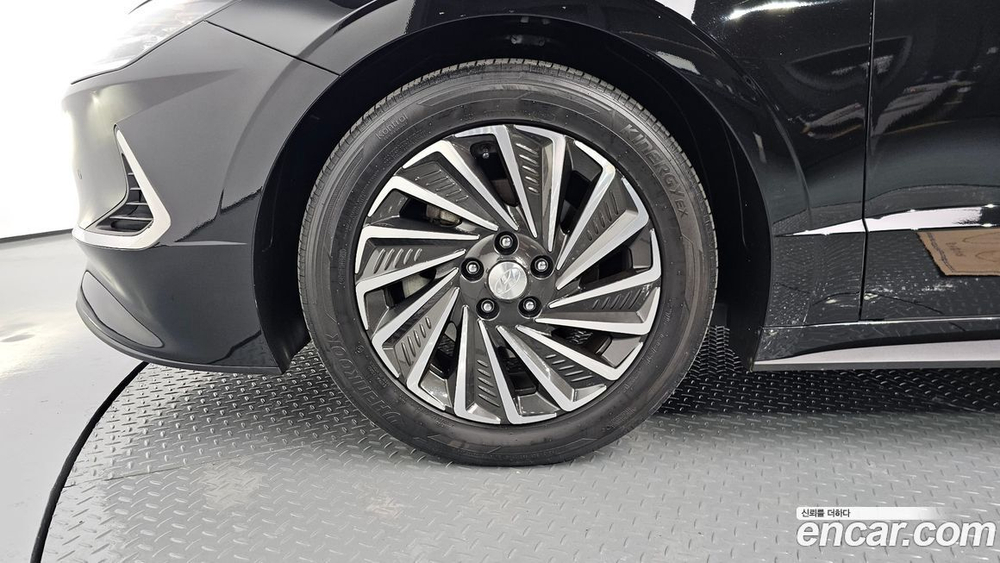 Hyundai Sonata Hybrid (DN8) Premium (12.2020)