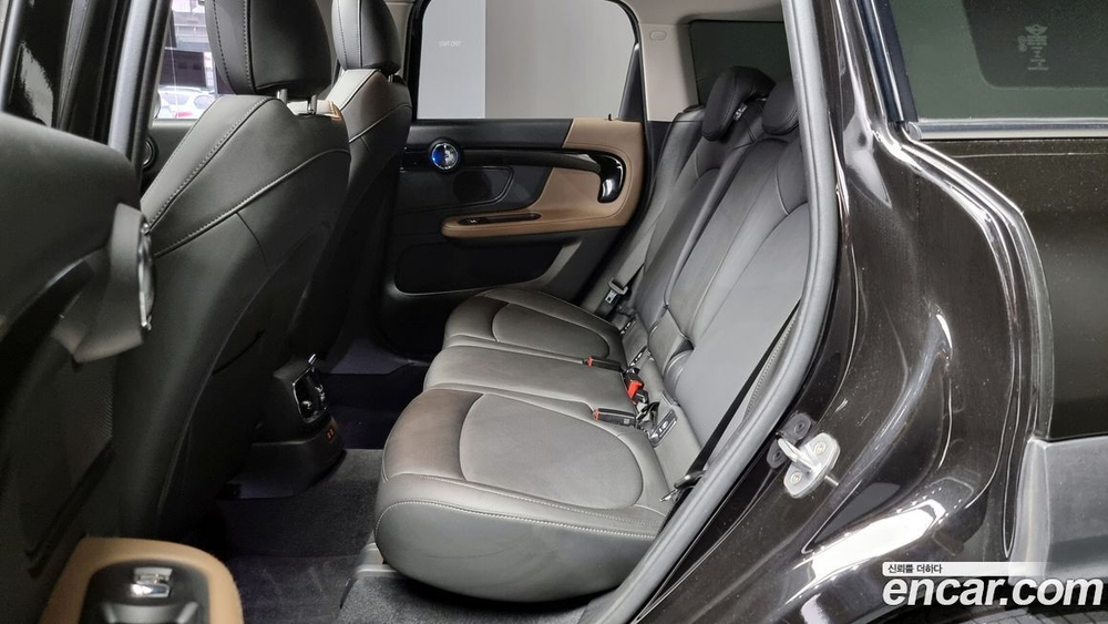 Mini Cooper Countryman HIGH (09.2019)