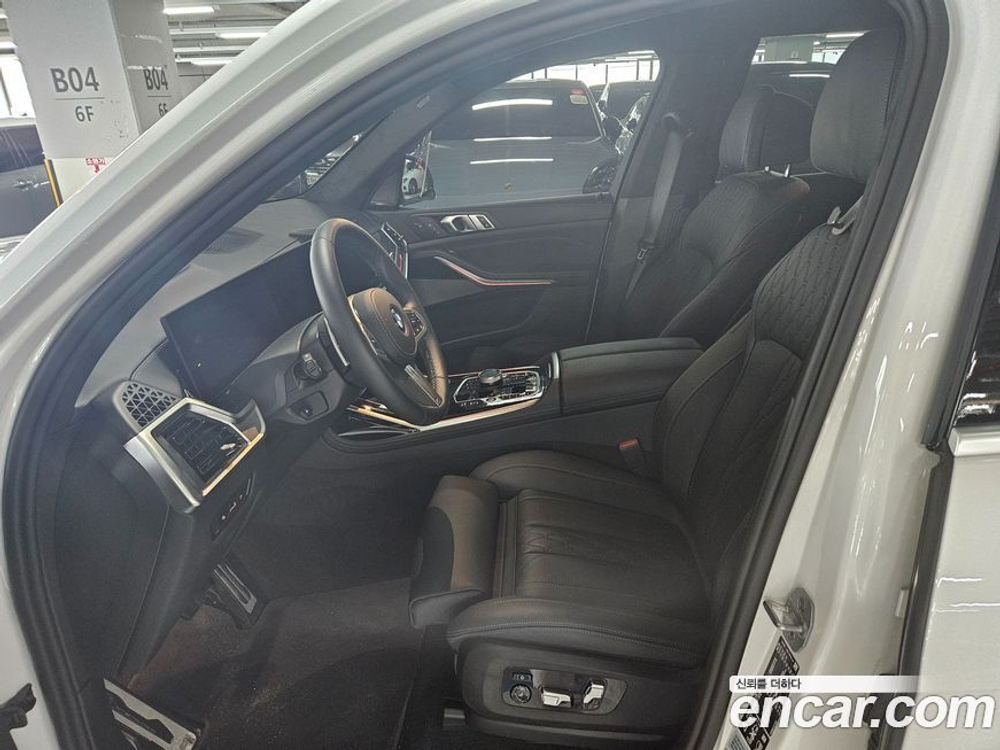 BMW X7 (G07) xDrive 40i M Sports 6-и местный (03.2024)