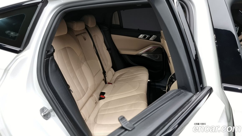 BMW X6 (G06) xDrive40i M Sports (10.2021)