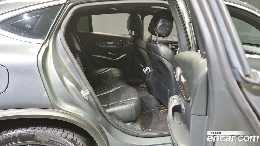 Mercedes-Benz GLC-Class X253 GLC300 4MATIC Coupe (10.2021)