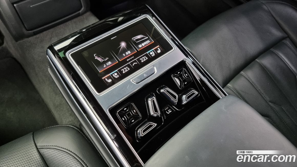 Audi A8 (D5) 55 TFSI Quattro LWB (05.2020)