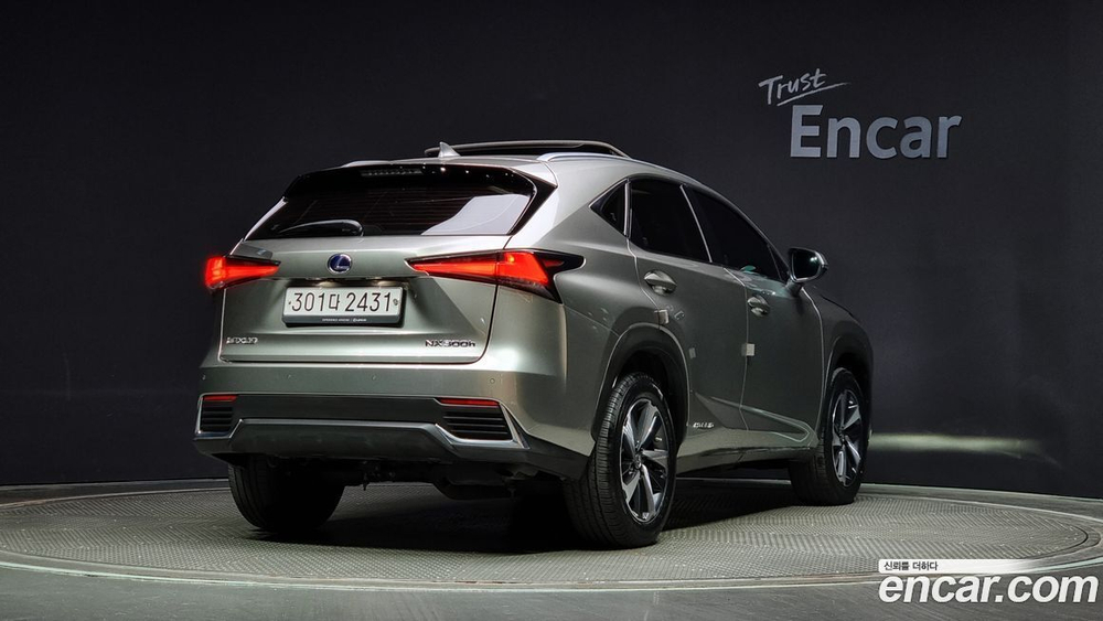 Lexus NX300h 슈프림 (12.2019)