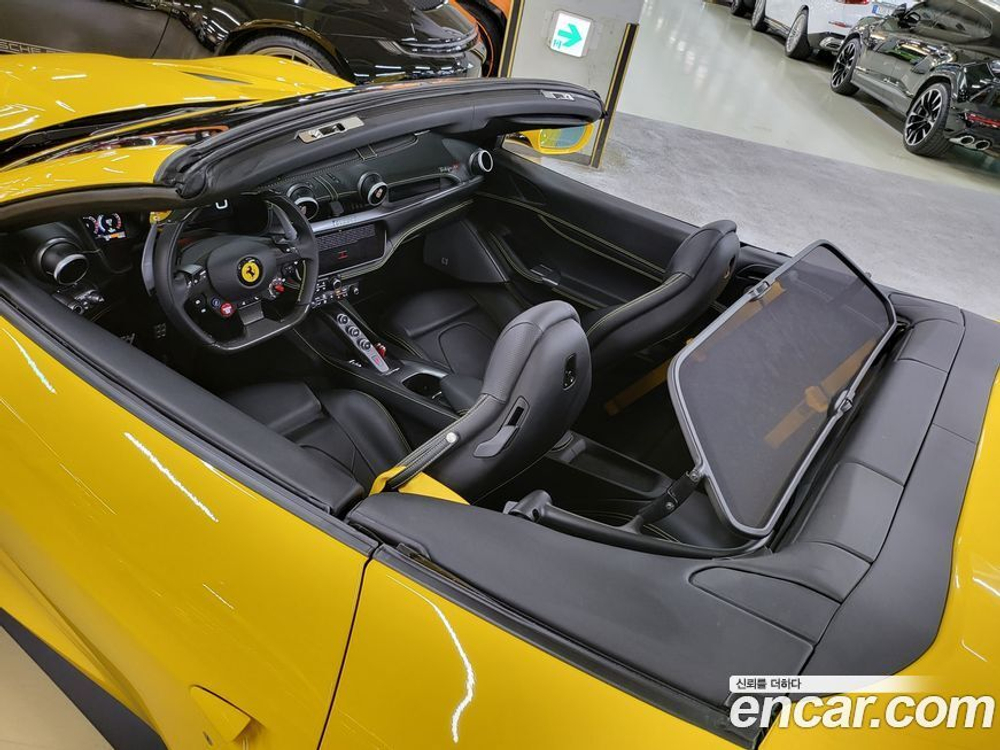 Ferrari Portofino M 3.9 V8 (10.2021)