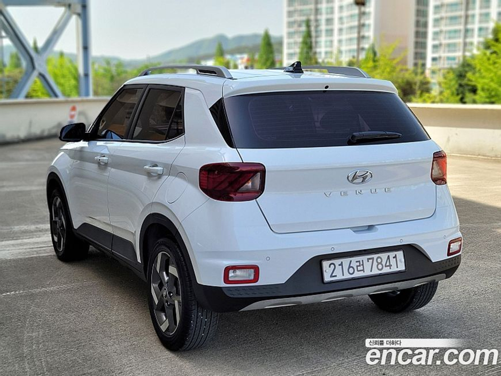 Hyundai Venue 1.6 Modern (03.2020)