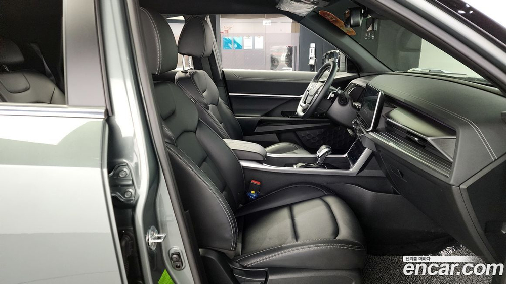 KG Mobility (Ssangyong) Torres Бензин 1.5 2WD (08.2022)