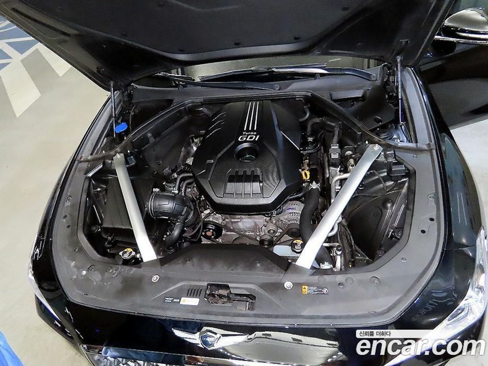 Genesis G70 2.0T AWD (12.2019)