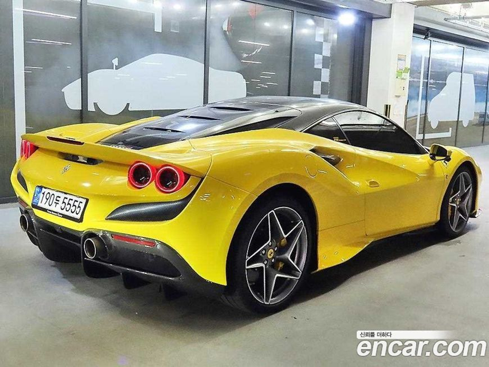 Ferrari F8 Tribute 3.9 V8 (08.2020)