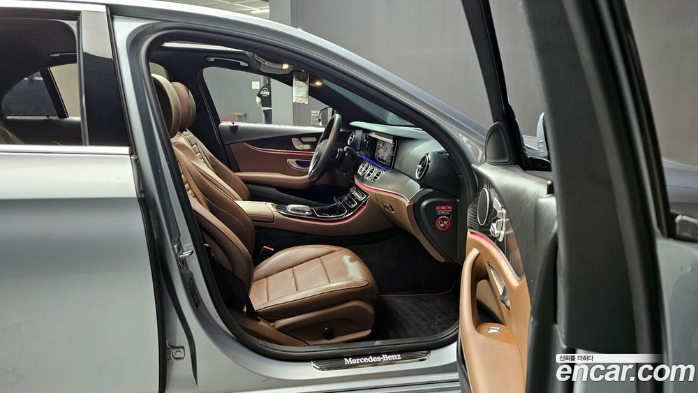 Mercedes-Benz E-Class W213 E250 Avangarde (07.2022)