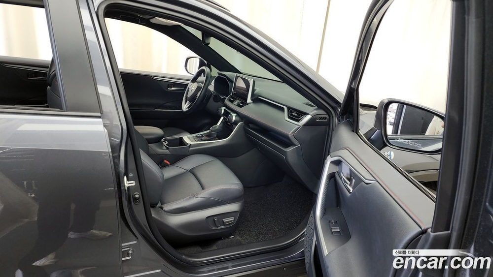 Toyota RAV4 5 Generation 2.5 4WD PHEV XSE (03.2023)