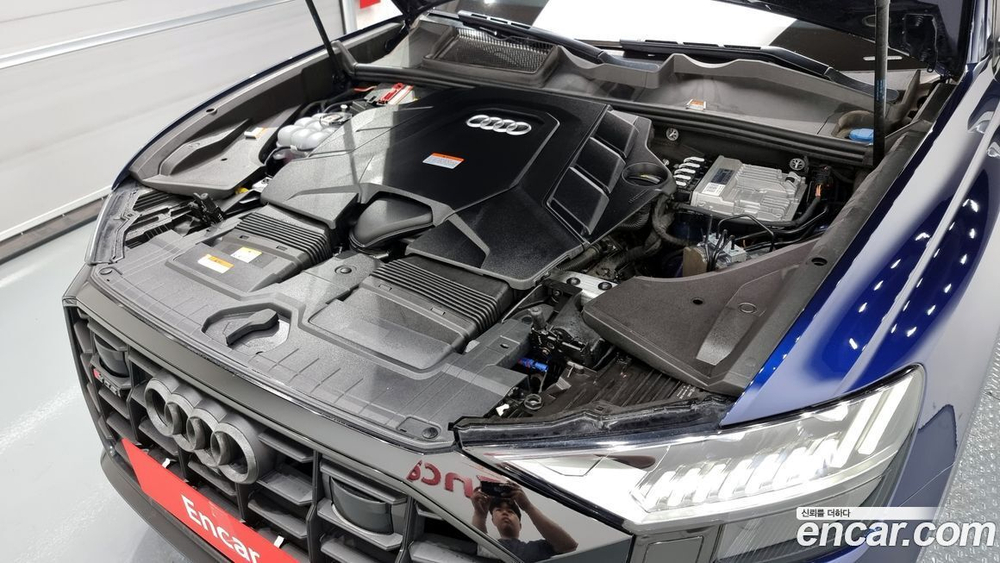 Audi Q8 55 TFSI Quattro Premium (03.2021)