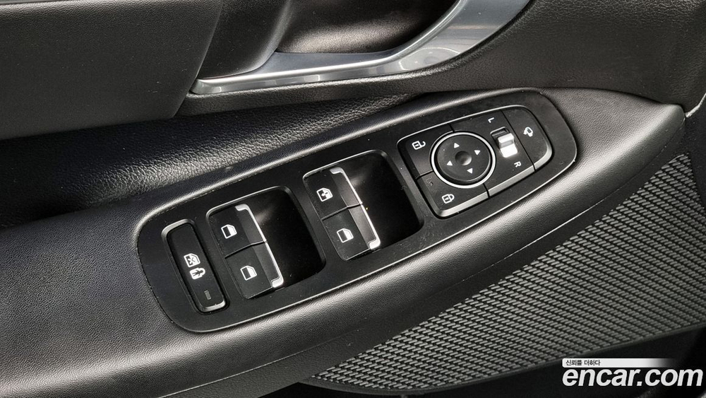 Hyundai Sonata (DN8) 2.0 (12.2019)