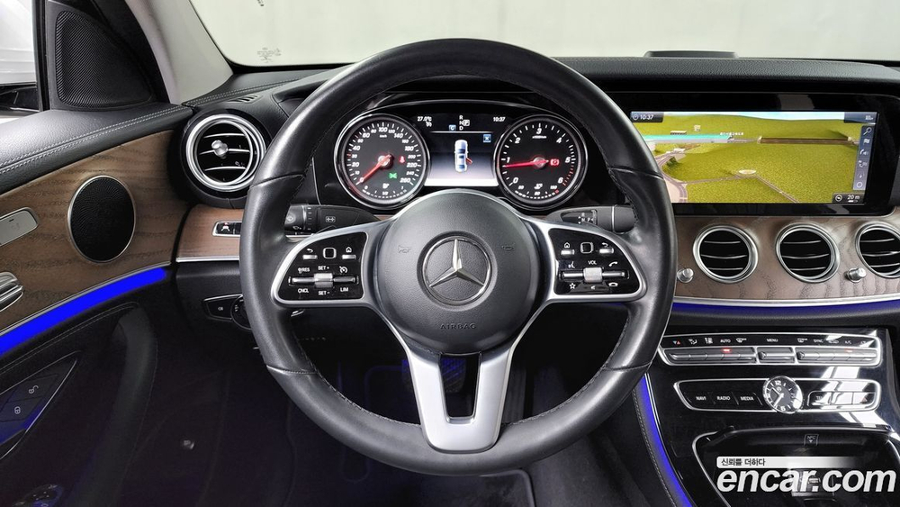 Mercedes-Benz E-Class W213 E220d 4MATIC Exclusive (11.2019)