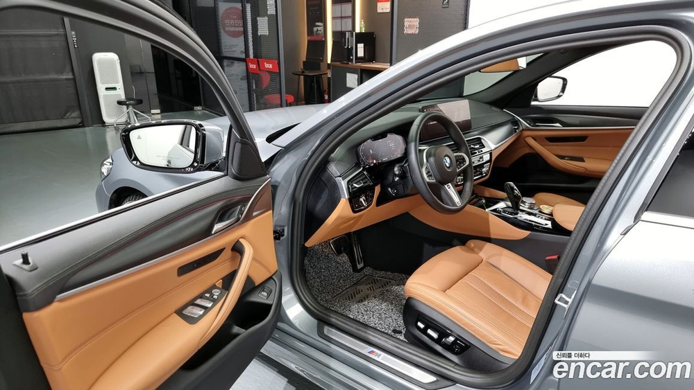 BMW 5 Series (G30) 520i M Sports (03.2023)