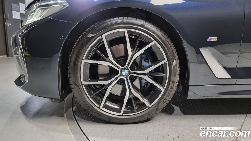 BMW 5 Series (G30) 530i M Sports (11.2020)