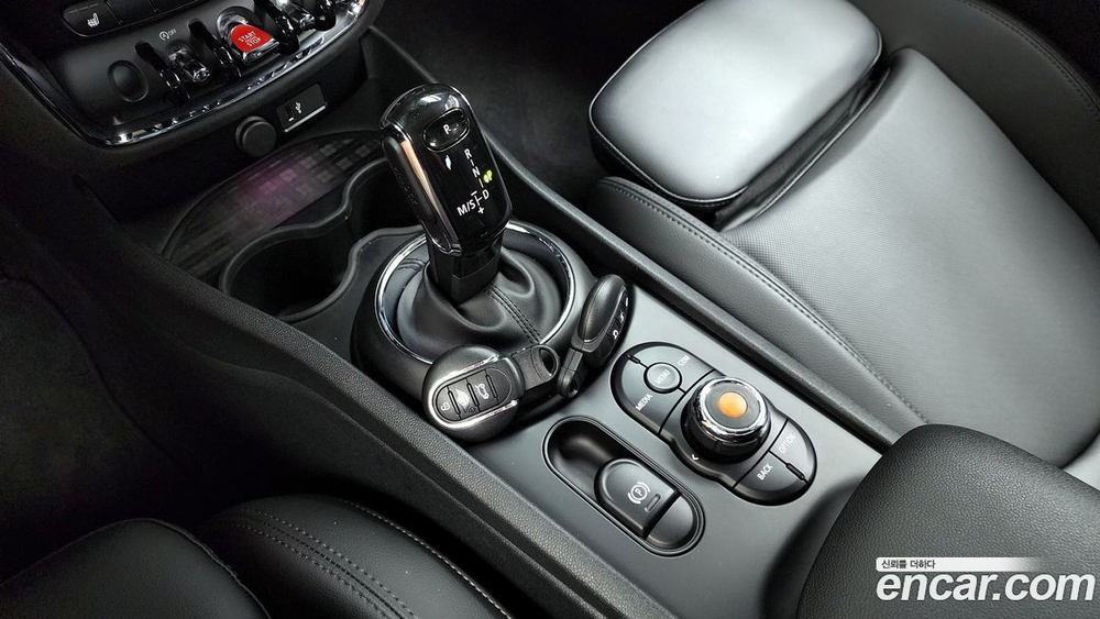 Mini Cooper D Clubman Basic (06.2020)