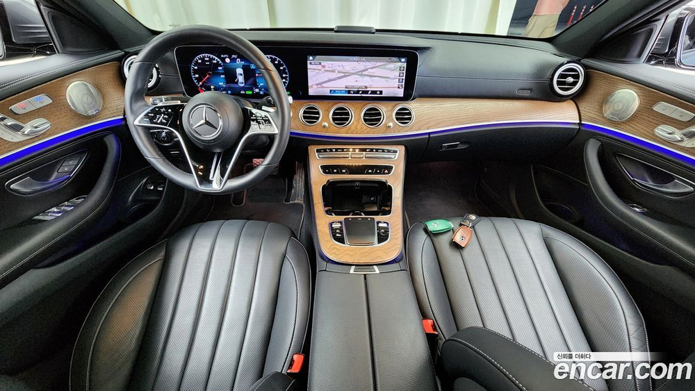 Mercedes-Benz E-Class W213 E300e 4MATIC Exclusive (07.2022)