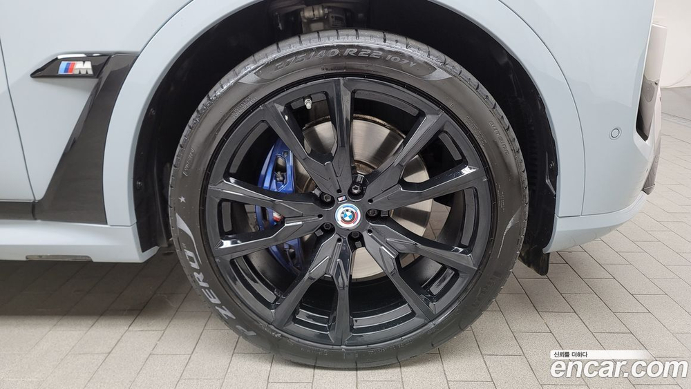 BMW X7 (G07) M60i xDrive M Sports 6-и местный (12.2022)