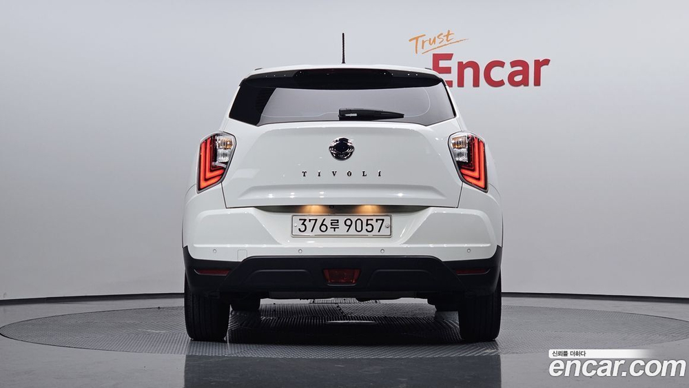 KG Mobility (Ssangyong) Very New Tivoli Бензин 1.5 2WD (04.2020)