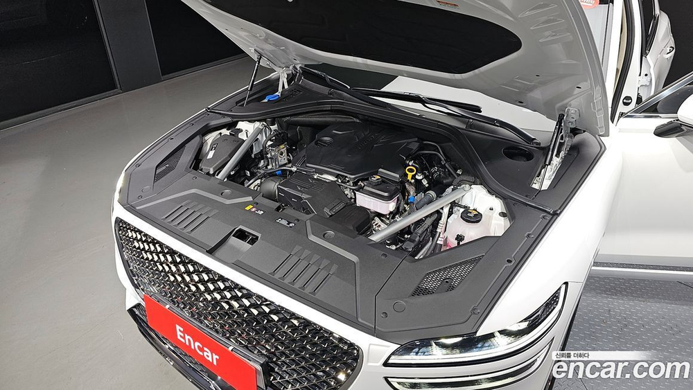 Genesis GV70 2.5T Бензин AWD (09.2023)
