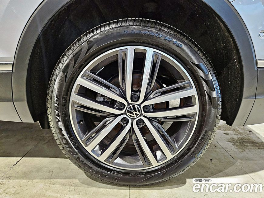Volkswagen Tiguan Allspace 2.0 TSI Prestige (12.2022)